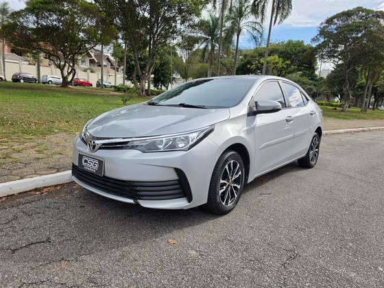 TOYOTA COROLLA 1.8 GLI 16V FLEX 4P AUTOMÁTICO TOYOTA COROLLA 1.8 GLI 16V FLEX 4P AUTOMÁTICO
